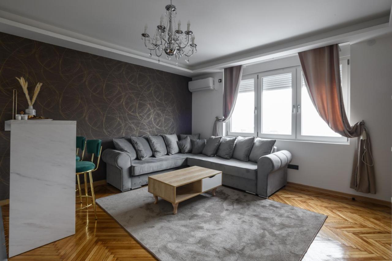 Jednosobni Apartman Ted - One Bedroomed Apartment Ted Sajmiste Dış mekan fotoğraf